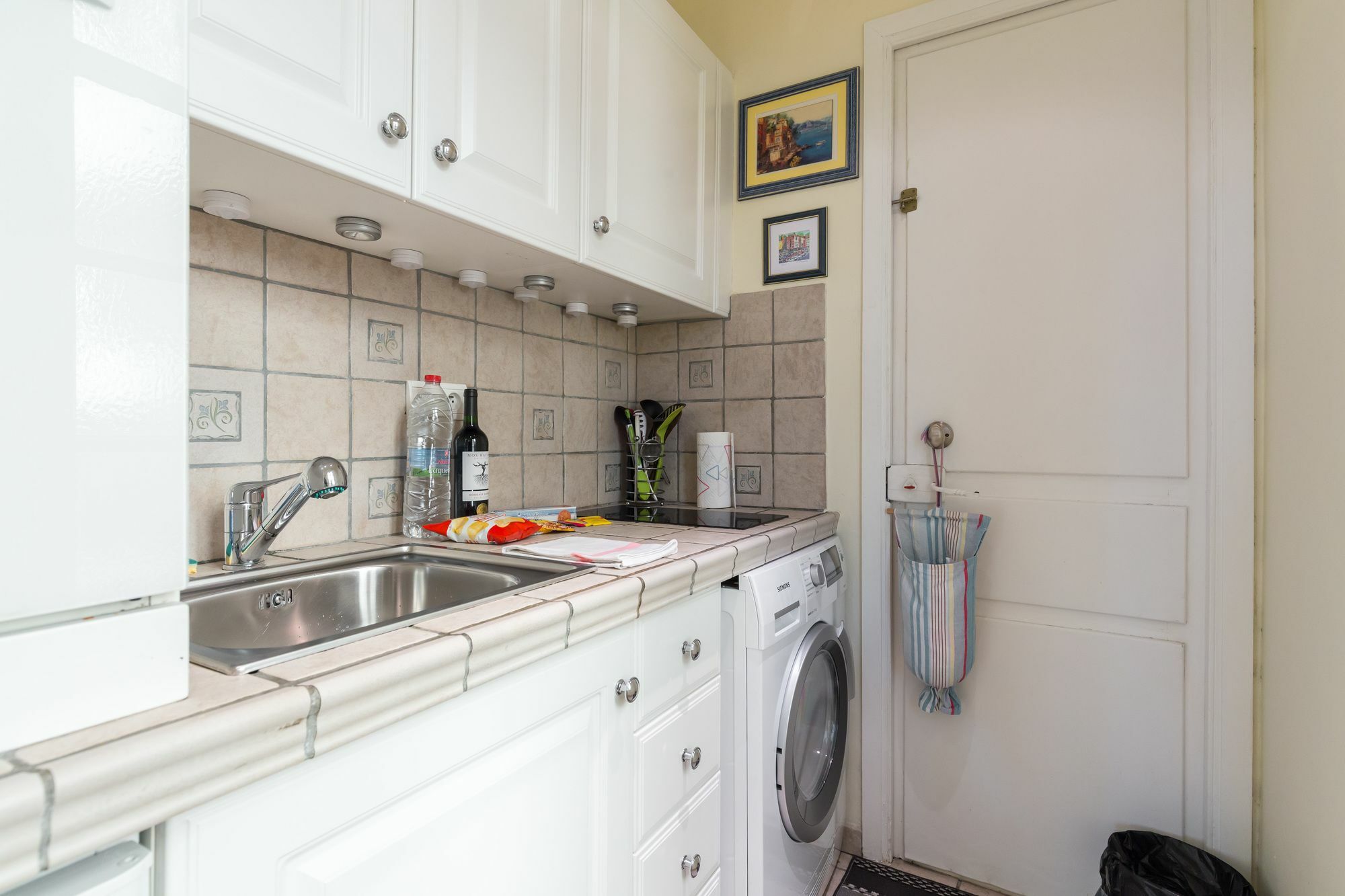 Very Charming Studio Apartment On Port In Cannes A Short Walk To Palais With Aircon And Internet 411 Bagian luar foto